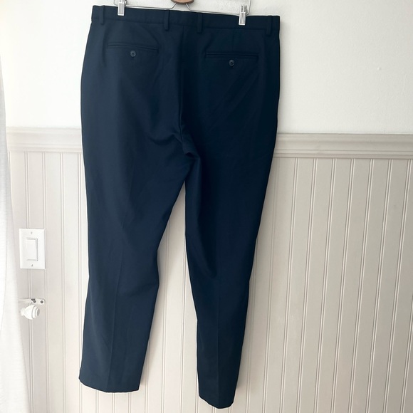 Greg Norman Collection Men's Classic Navy Blue 38x32  Dress Pants - Picture 3 of 3